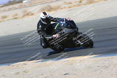 media/Mar-12-2022-SoCal Trackdays (Sat) [[152081554b]]/Turn 14 Inside (155pm)/